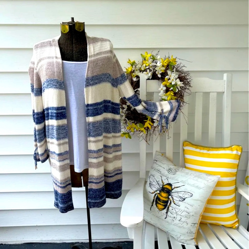 NWOT Chico’s Blue & Tan Long Sleeved Cardigan